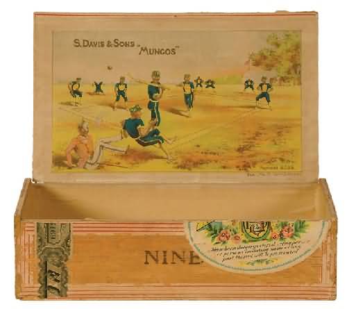 1883 Mungos Negro Cigar Box